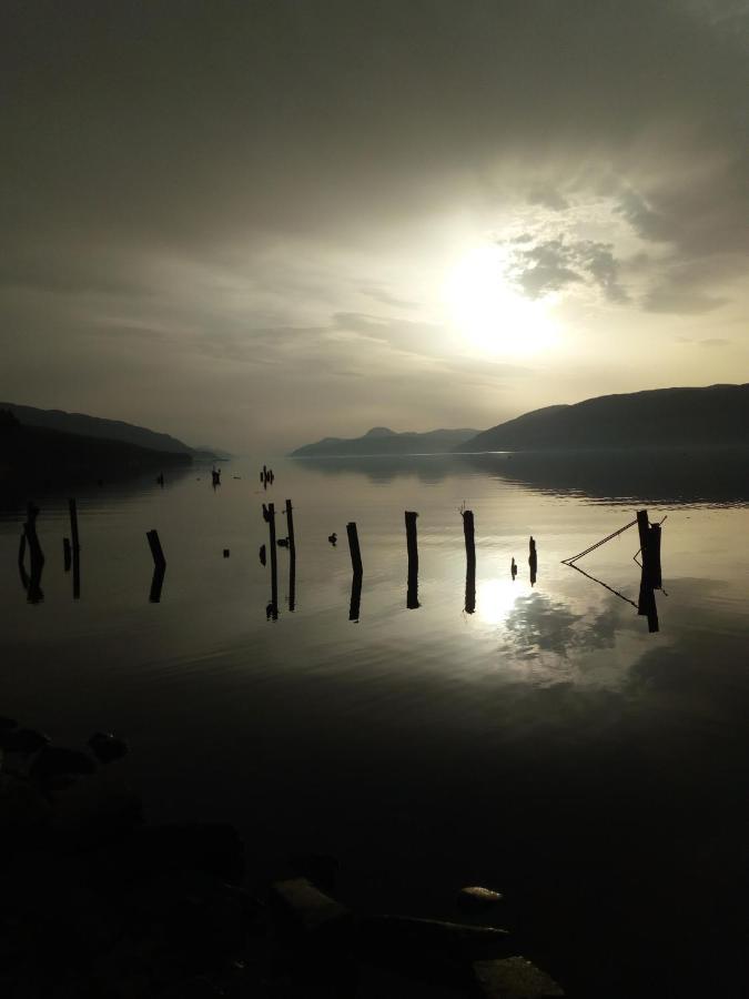 Sunrise House Hotell Inverfarigaig Eksteriør bilde