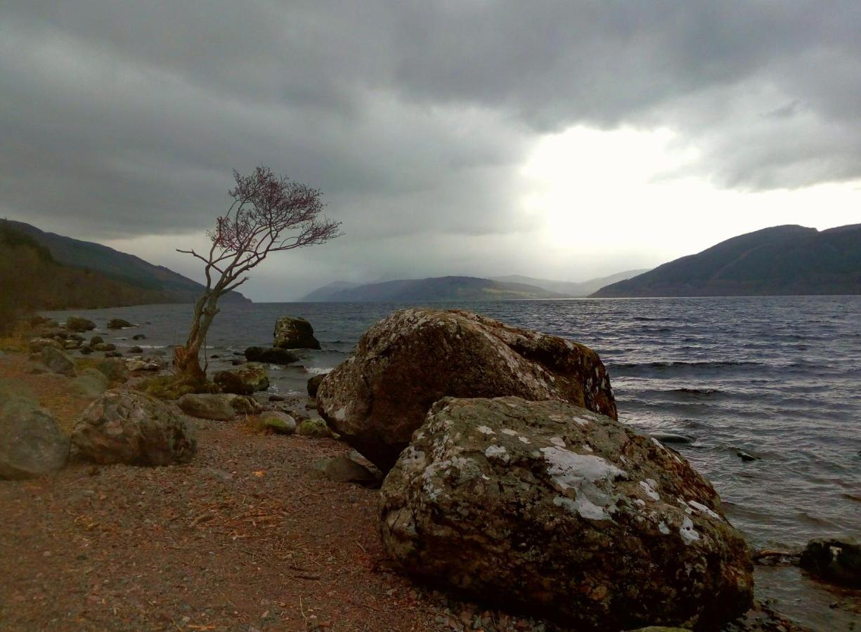 Sunrise House Hotell Inverfarigaig Eksteriør bilde