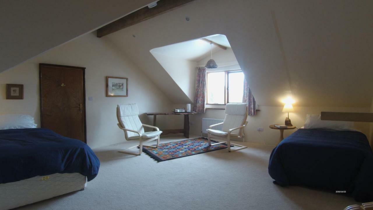 Sunrise House Hotell Inverfarigaig Eksteriør bilde